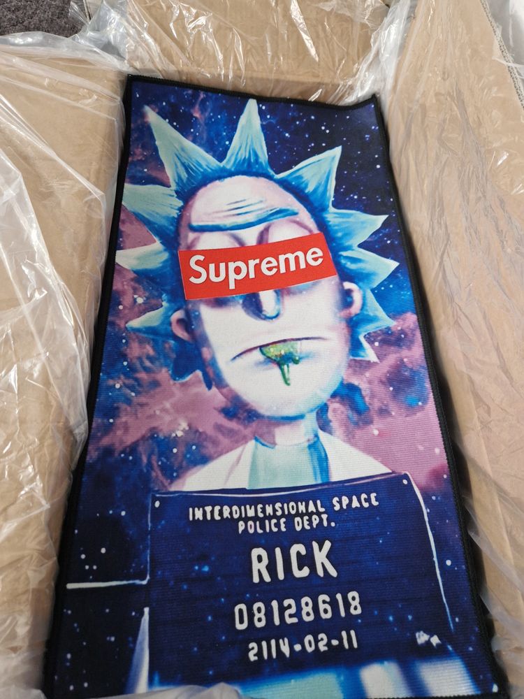 Supreme Graphic Mats image 4