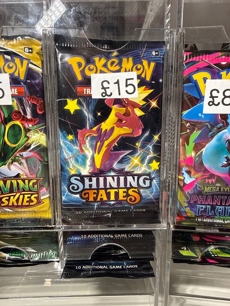 Shining Fates Booster Pack (rip)