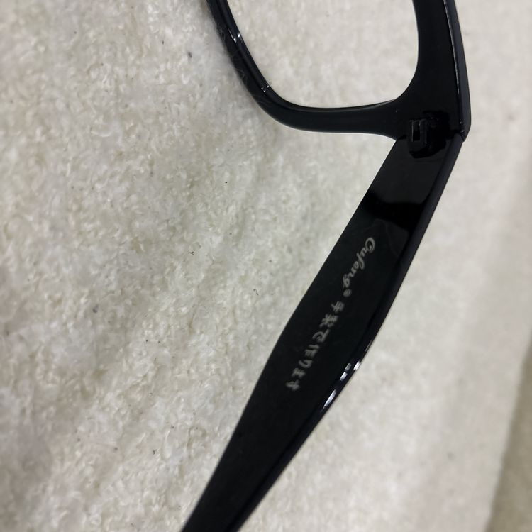 Life g black sunglasses brand new never been used in perfect condition  image 4