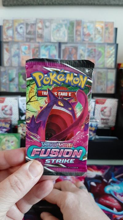 Pokemon Sword & Shield Fusion Strike Trading Card Game Booster Pack