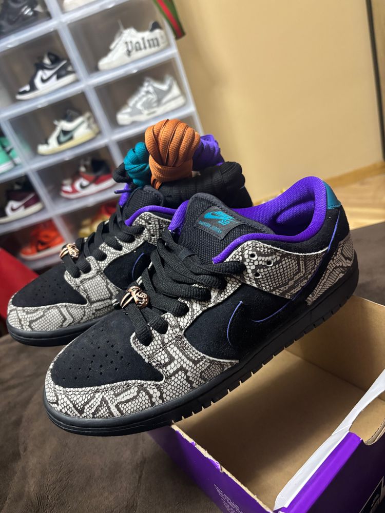 Nike Sb Dunk Low Pro Sneakers image 1