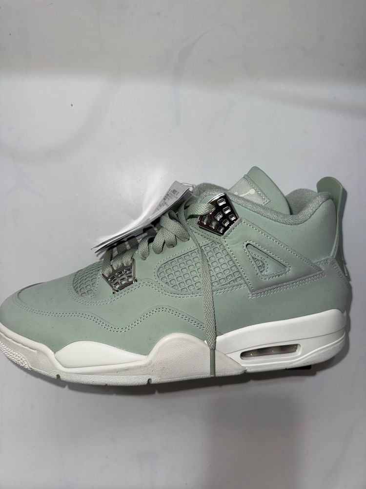 Light Green Sneaker J4 - new 