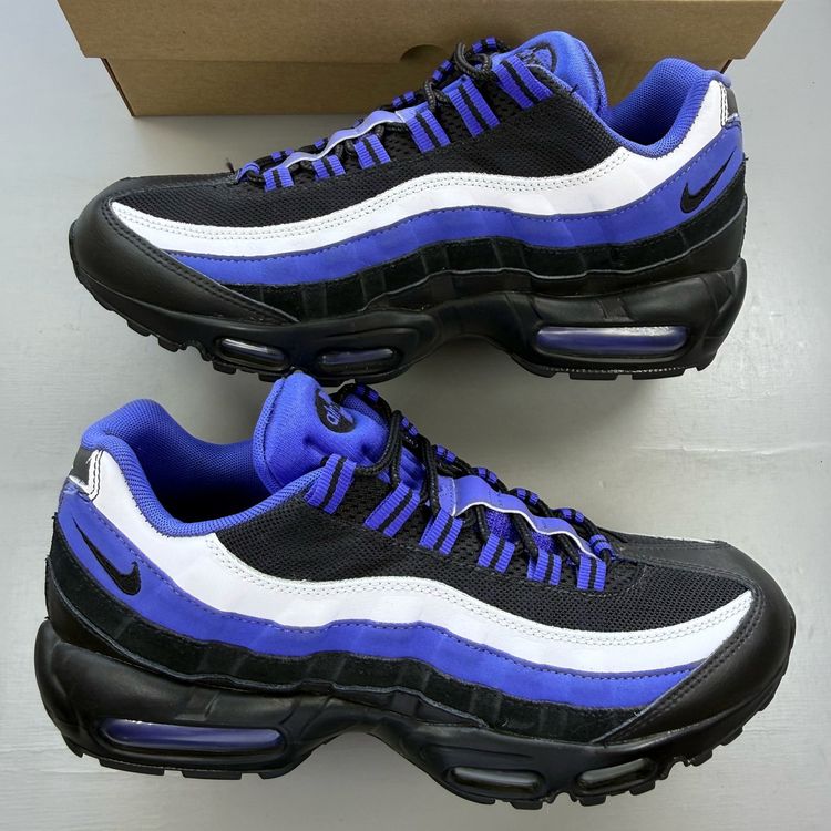 Immagine di Nike Air Max 95 Size UK 9 Persian Violet Black White Men's Trainers 749766-501 1