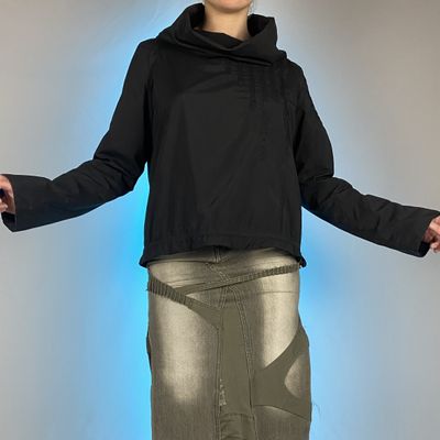 black puffer pullover 2