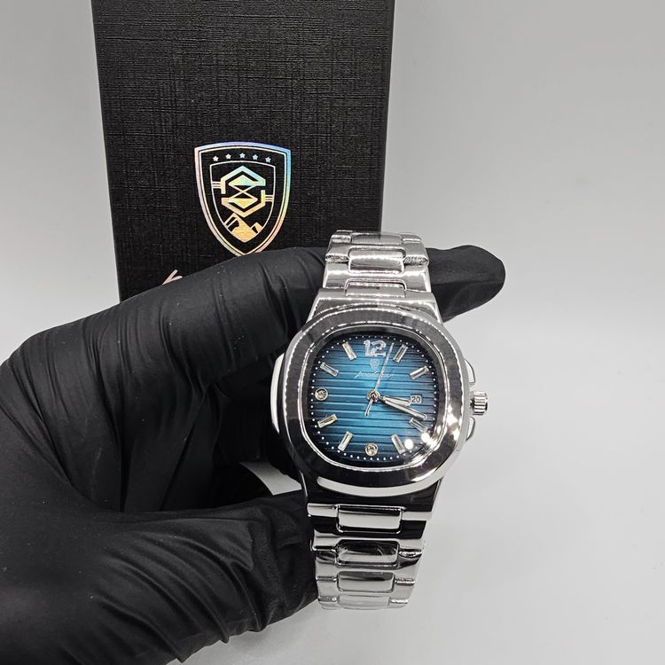Poedagar Silver Metal Wristwatch With Blue Dial