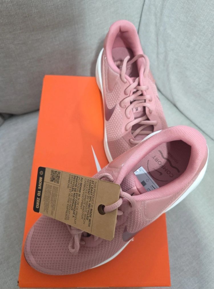 Nike Revolution 7 Women'S Running Shoes image 3