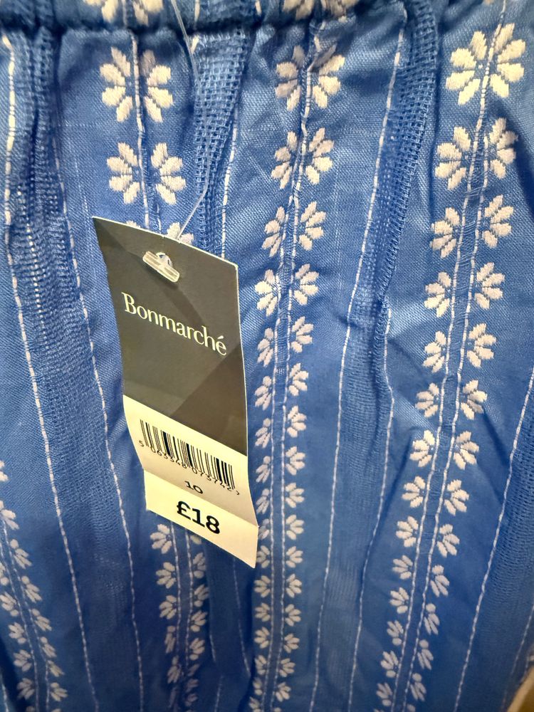 Blue Floral Patterned Blouse image 3
