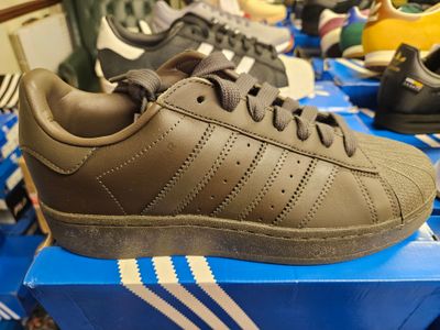 Adidas Superstar Khaki
