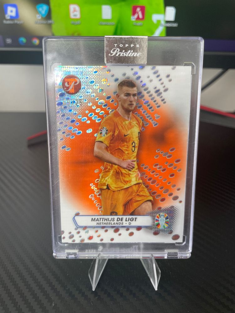 Matthijs De Ligt  Holandia 09/25