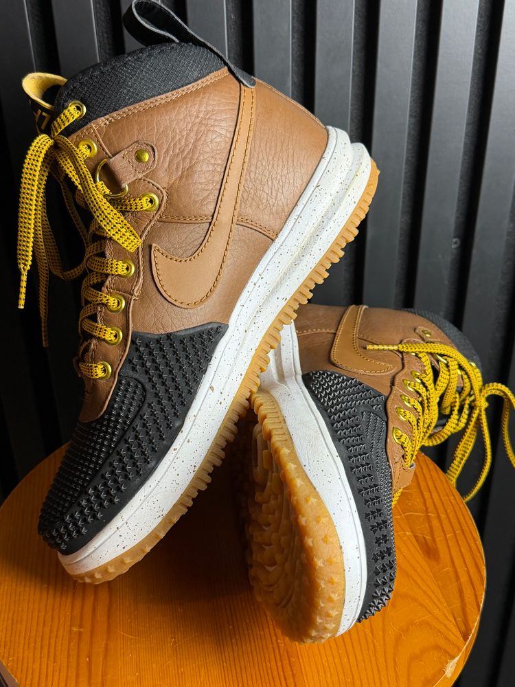 Nike Buty Duckboot Rozmiar 44/28cm Stan Bardzo Dobry product image