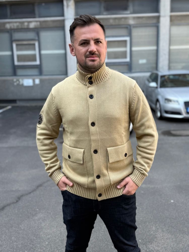 Immagine di Pretty Green Temperance Funnel Neck Knitted Jumper Camel 2