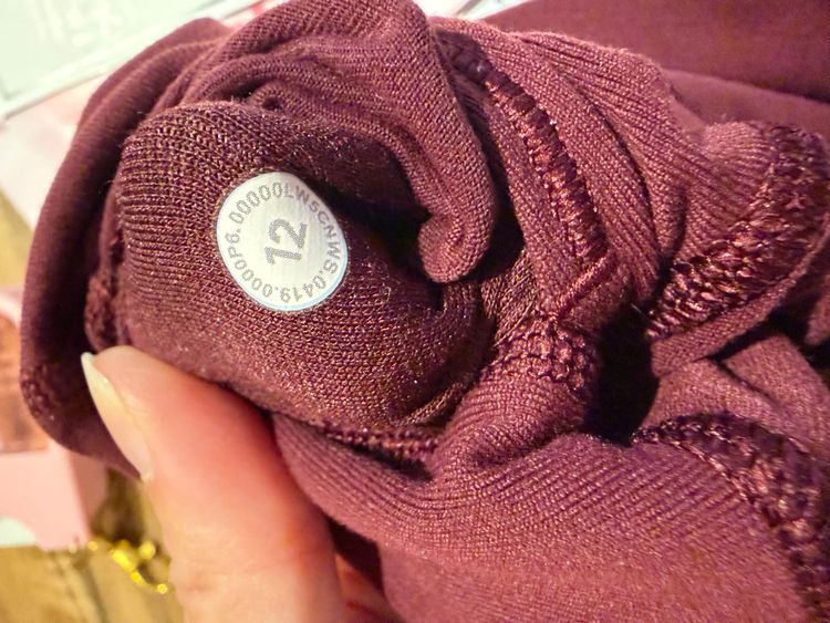 Immagine di Lululemon Burgundy Leggings size UK 16 8