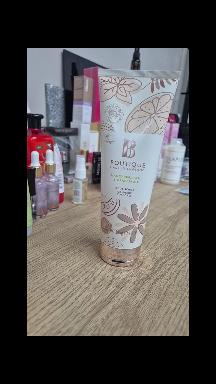 Pop Boutique boutique bodu scrub imagen del producto