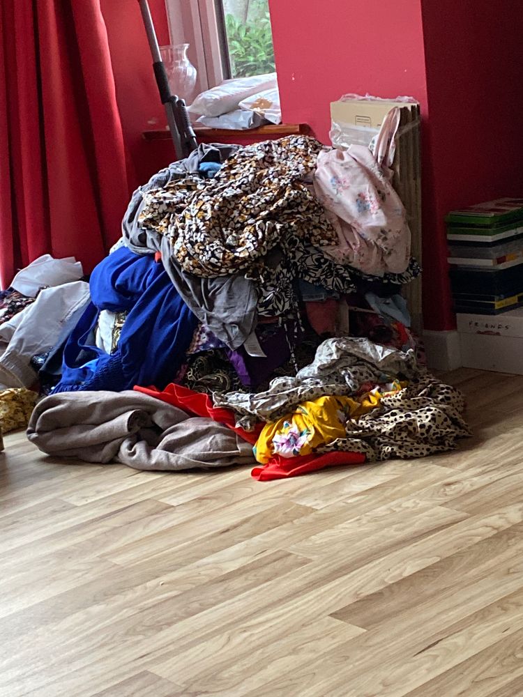 Women’s bundle mixed sizes 