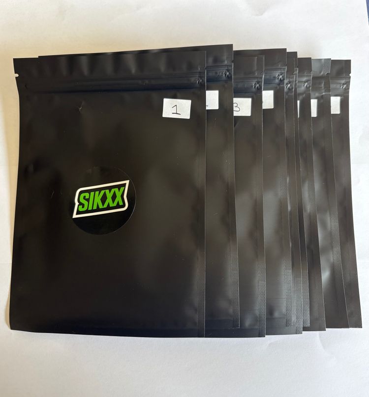 1 x Lucky Envelope
