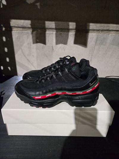 A-999560 Nike AM95 SP Undefeated Black New In Box
