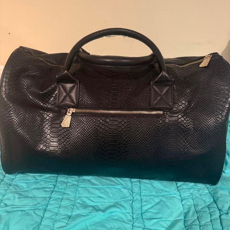 Black Textured Duffle Bag image 2