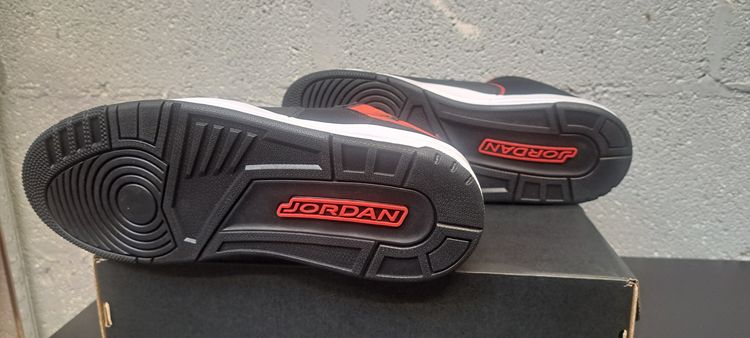 Jordan Courtside 23 UK8.5 EUR 43 Black Gym Red Brand New Full Box image 4