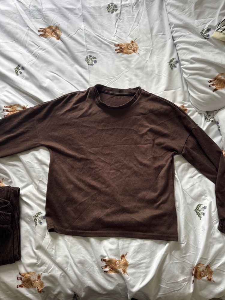 Brown long sleeve pyjamas  image 2