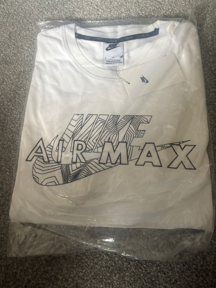 Nike Air Max White T-Shirt image 2