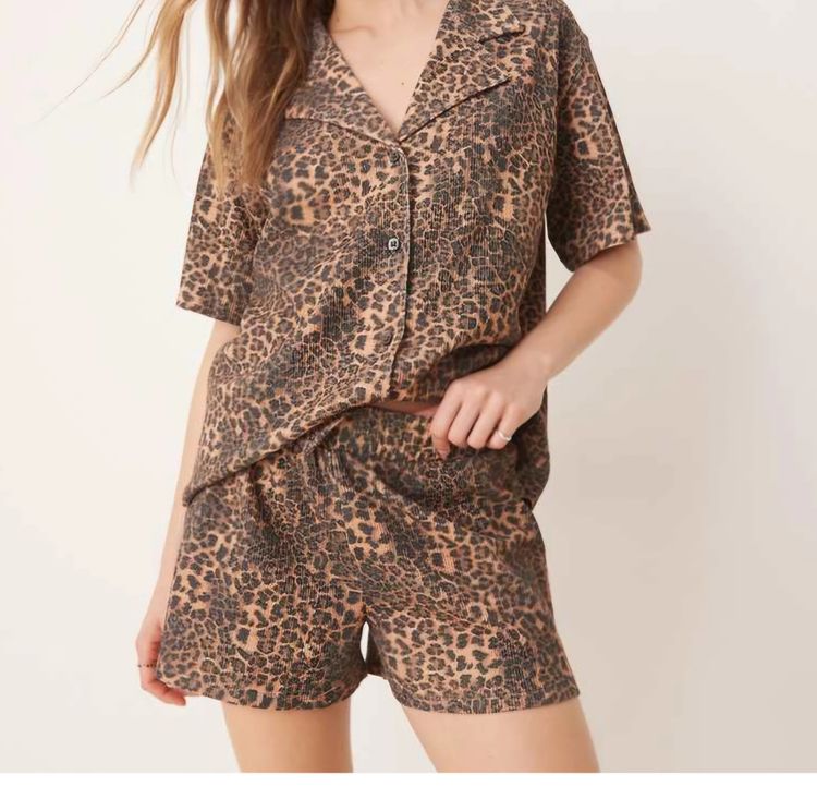 Leopard Print Short Sleeve Shirt And Shorts Set imagen 2