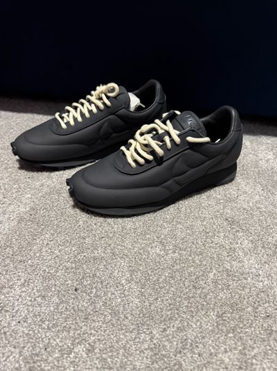 Black Sneakers