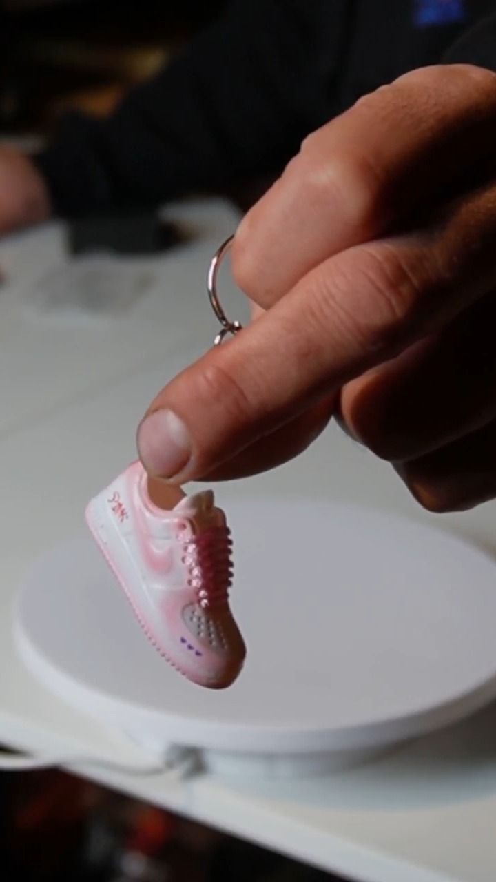 Victoria's Secret PINK Pink Air FOrce Key RIng  zdjęcie produktu