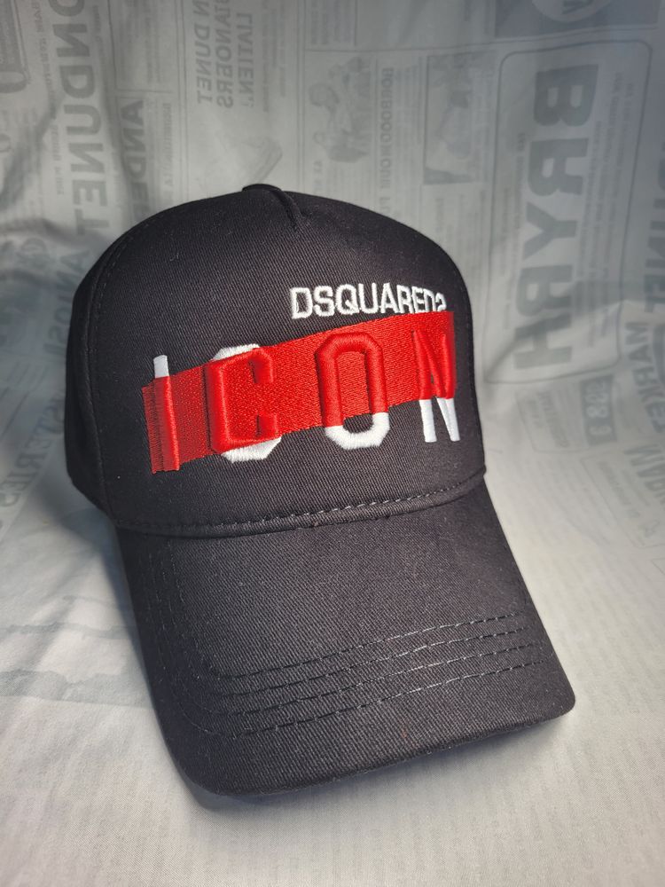 Dsquared2 Black Cap With Icon Embroidery image 1