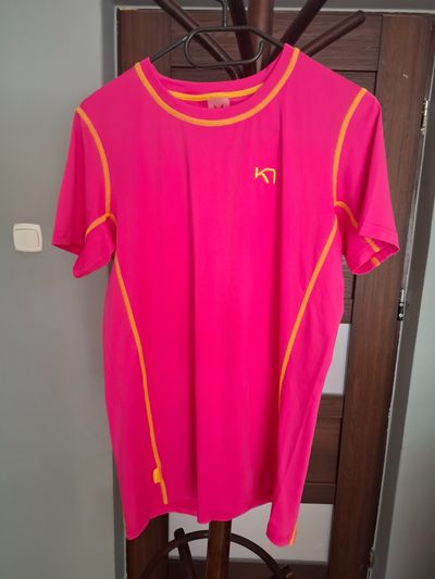 Kari Traa Pink Short Sleeve Activewear Top