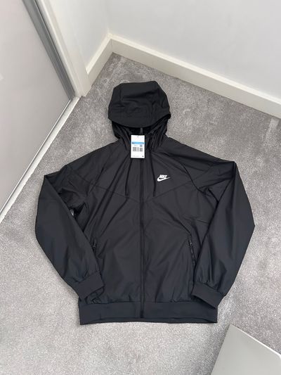Nike Sportswear Hooded Windbreaker Black Size Medium