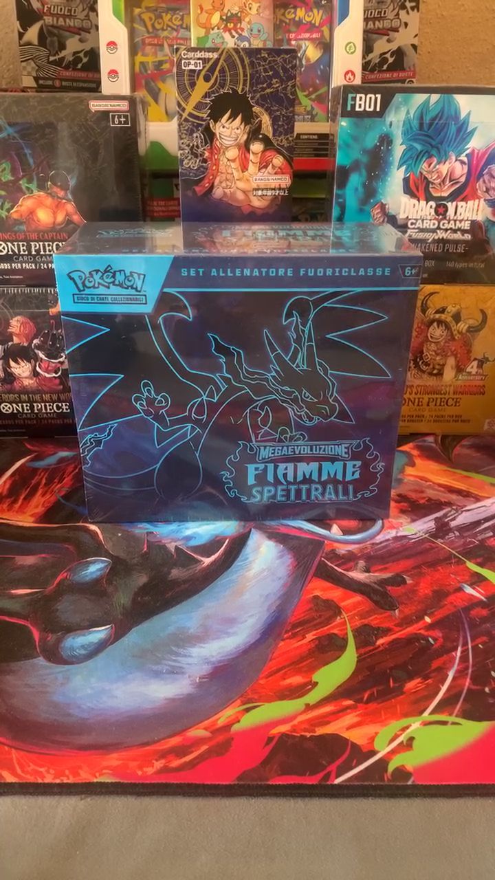 Immagine di Pokemon Fiamme Spettrali Etb 1