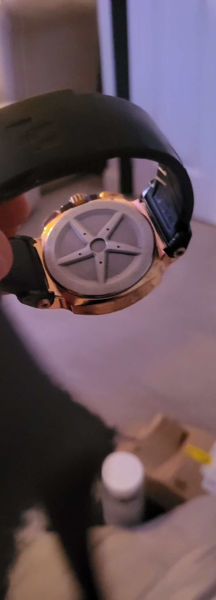 Black And Gold Wristwatch image 4