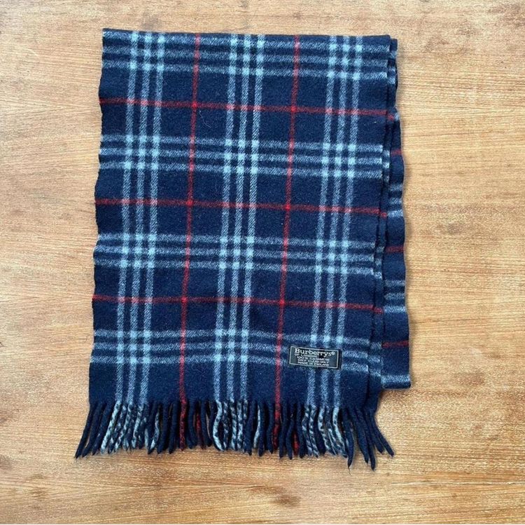 Burberry scarf 