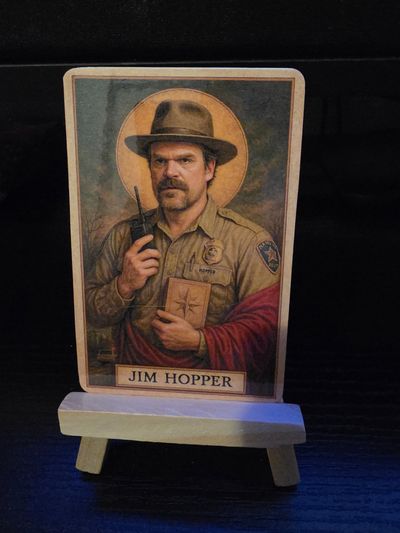 Jim Hopper Collectible Card