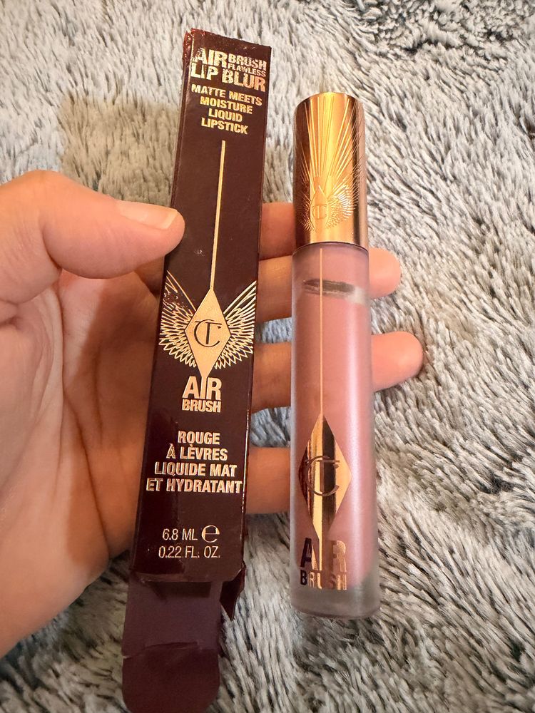 Charlotte Tilbury Airbrush Lip Blur Liquid Lipstick