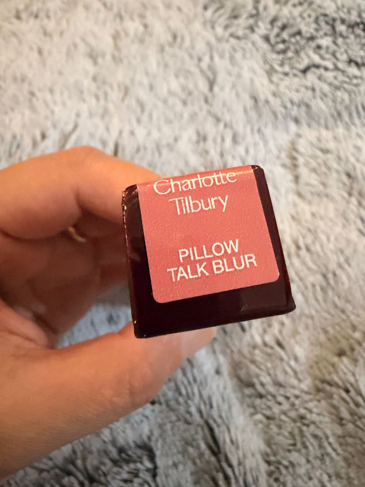 Charlotte Tilbury Airbrush Lip Blur Liquid Lipstick obraz 4