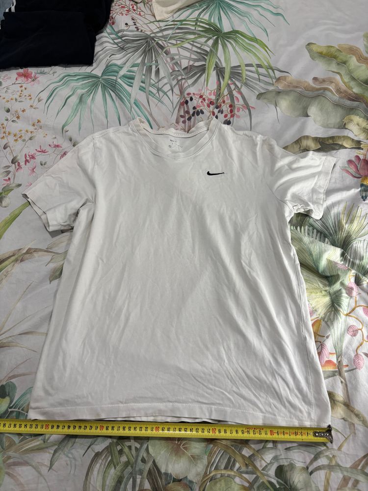 Nike Nike White T-Shirt product image