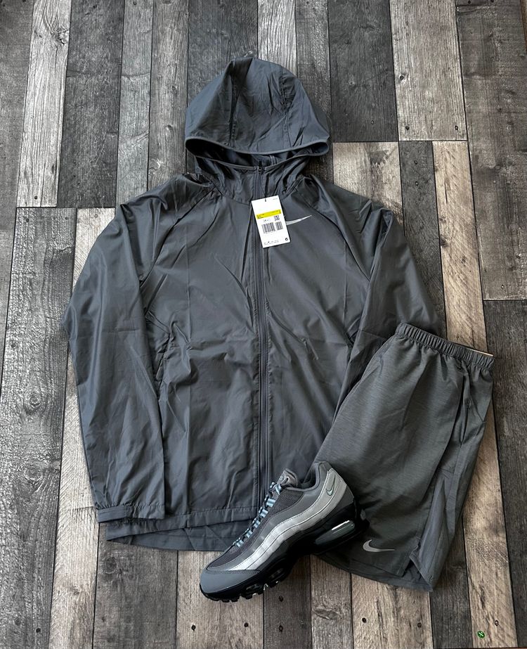 Nike Miler Windbreaker Challenger Short Set Grey - BV4870-084 - Size Small 