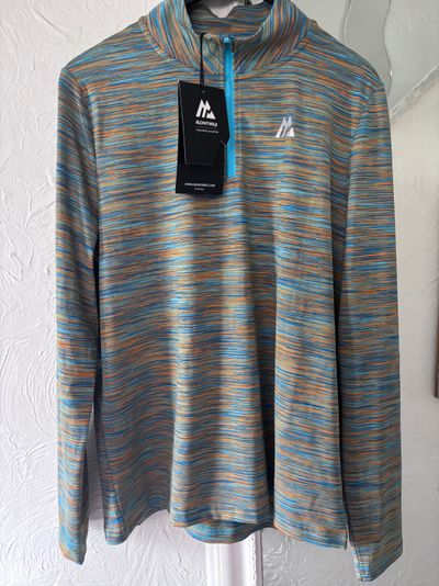 Montrail long sleeve quarter zip top
