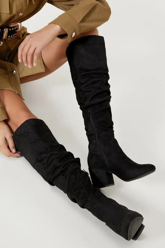 Black Slouchy Knee-High Boots obraz 3