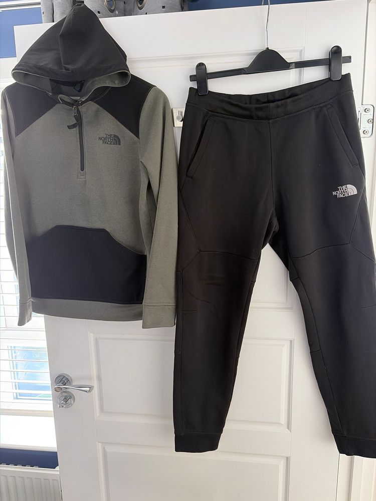 The North Face The North Face Hoodie And Joggers Set kids XL product image