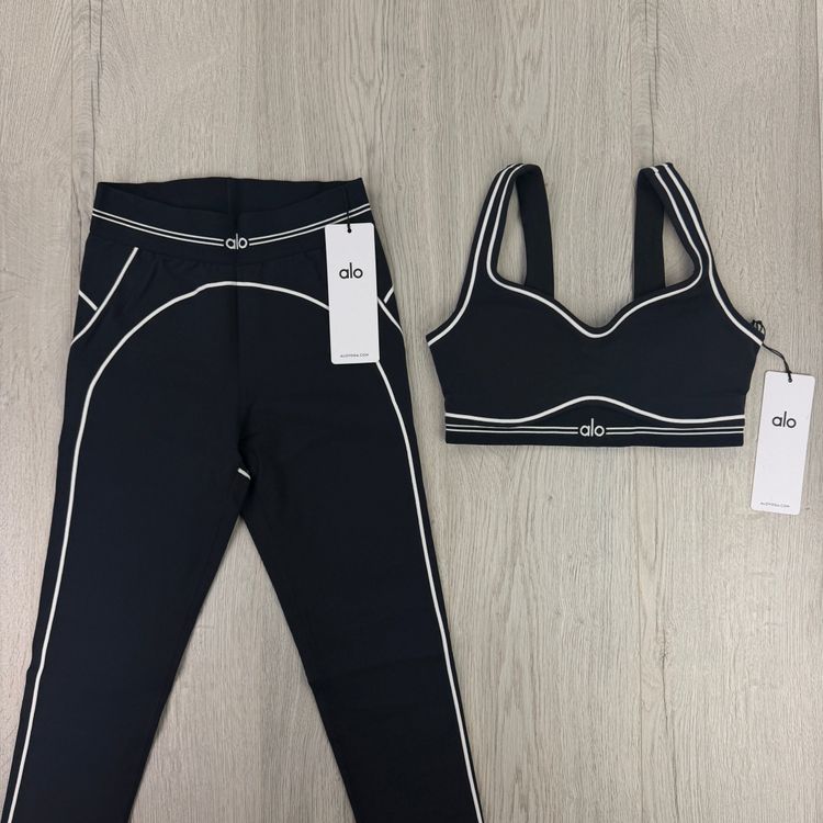 Alo Women’s Black Leggings & Top Set image 5