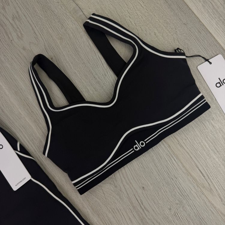 Alo Women’s Black Leggings & Top Set image 3