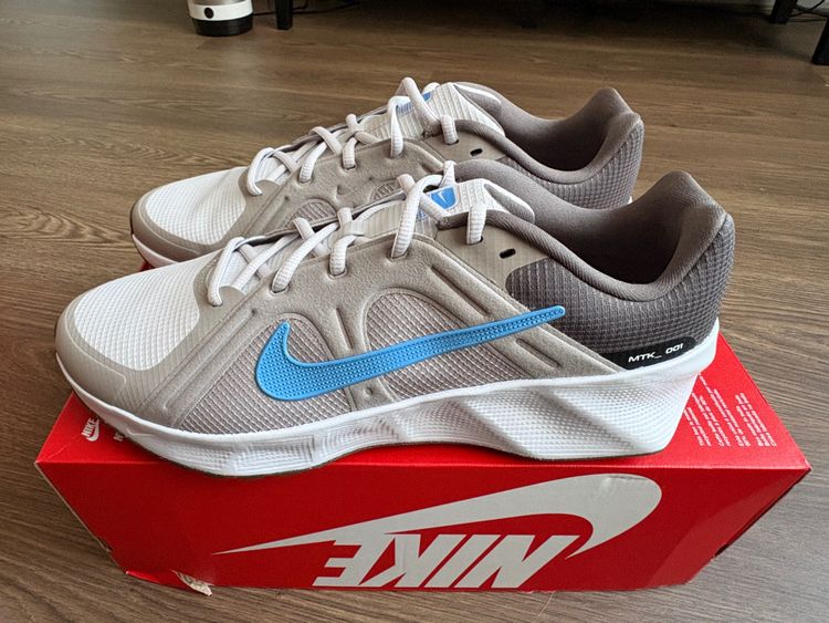 Nike Metro Tek Sneakers image 1