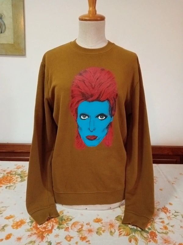 Brown Sweatshirt With Graphic Face Print image 1