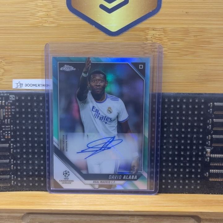 Aqua AUTO /199 - David Alaba - Real Madrid - Aqua refractor - Topps Chrome 21-22 product image
