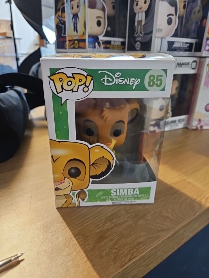Disney Pop! Simba Vinyl Figure