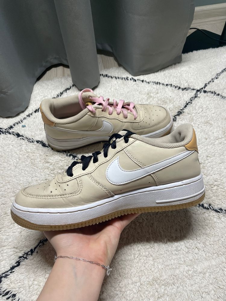 Nike Nike Sneakers product image