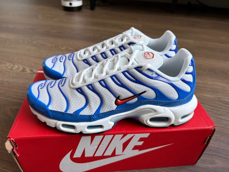 Nike Air Max Plus Sneakers image 4