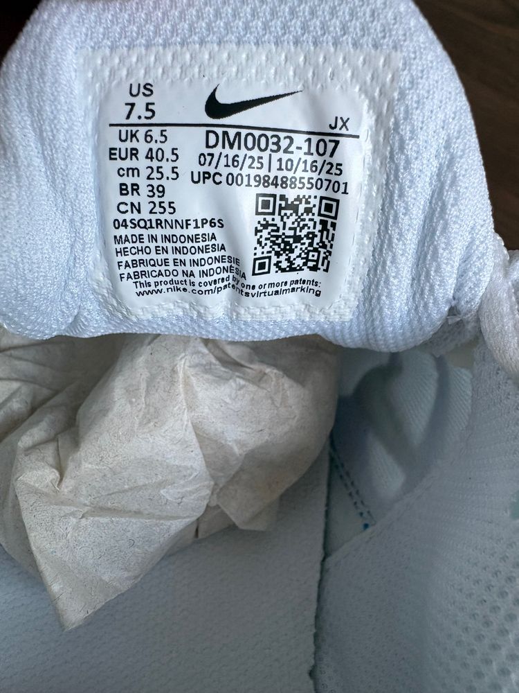Nike Air Max Plus Sneakers image 6